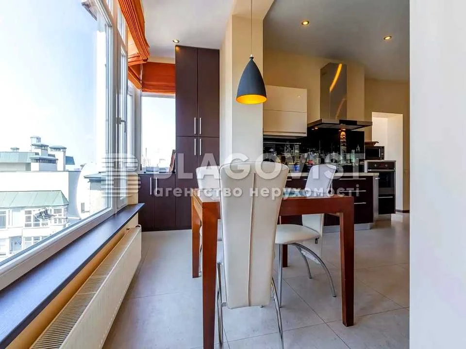 Apartment. Kyiv, Mokra St. (Kudryashova)