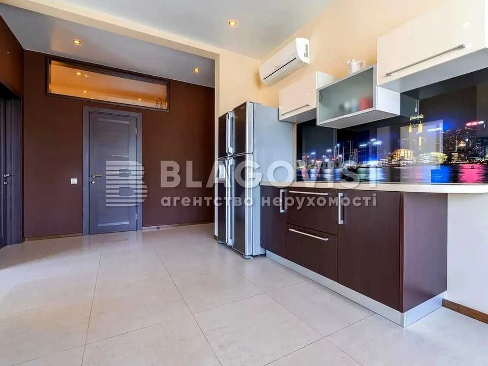 Apartment. Kyiv, Mokra St. (Kudryashova)