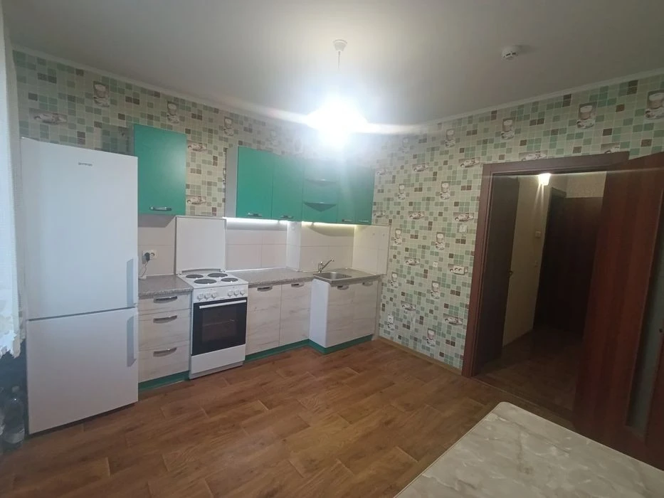 Данченка 3, ЖК Крістер Град, Ретровіль
