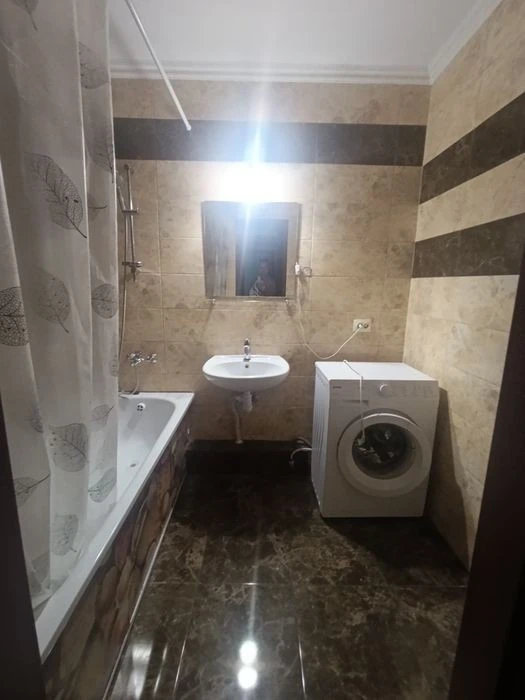 Данченка 3, ЖК Крістер Град, Ретровіль
