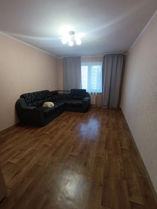 Данченка 3, ЖК Крістер Град, Ретровіль