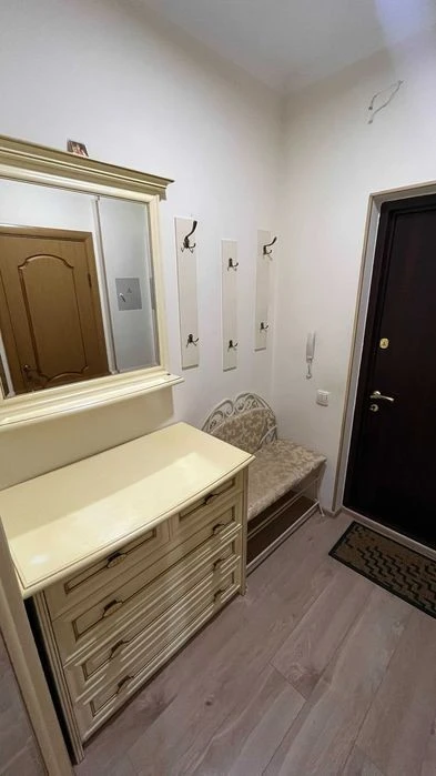 Оренда євродвушки 40м² в ЖК Комфорт Таун / Comfort Town. З р