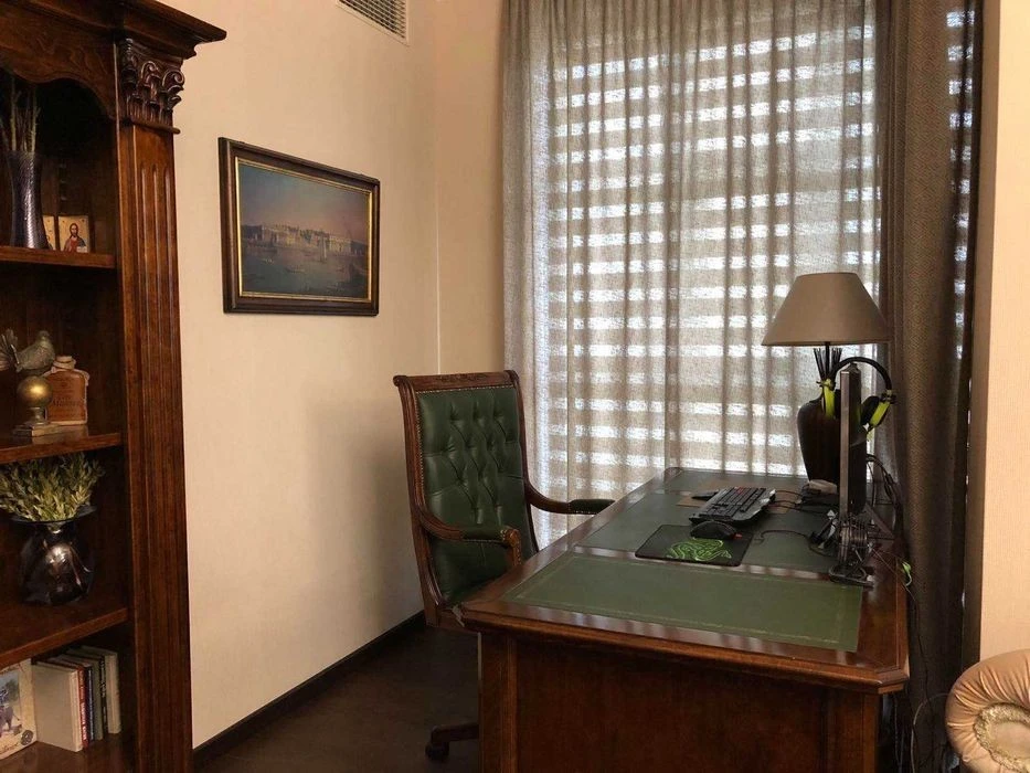 Аренда 3-кімнатної квартири 140 м² ЖК Французький квартал
