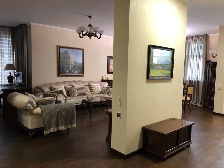 Аренда 3-кімнатної квартири 140 м² ЖК Французький квартал