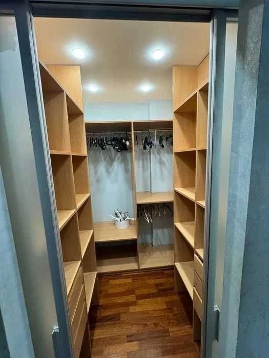Здається 3к квартира на В. Чорновола від власника