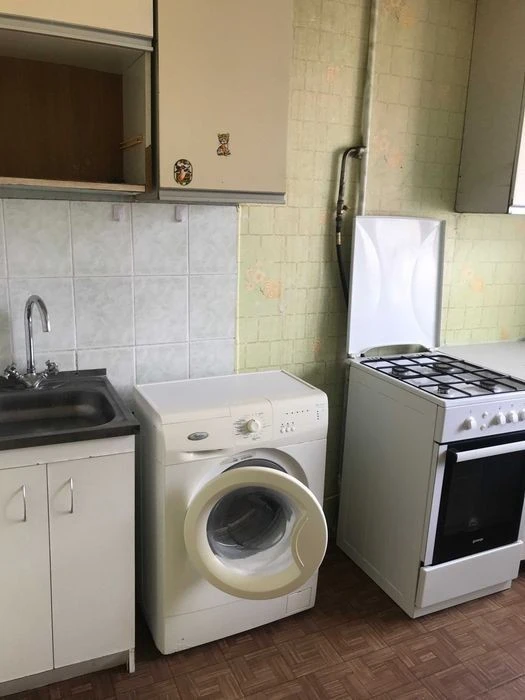 Здам 1-кімнатну б-р Верховної Ради 23-а, метро Дарниця