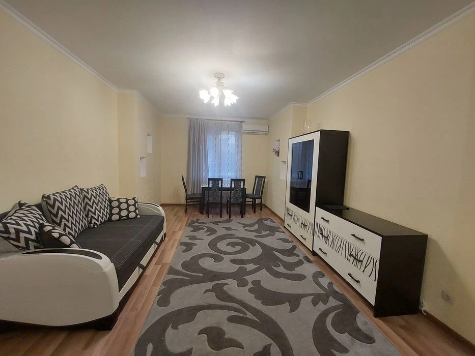 Сдам 3 комн. квартиру Дмитриевская, 75