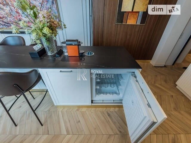 Оренда квартири в м. Київ пентхаусу 348 м2 на Печерську вул