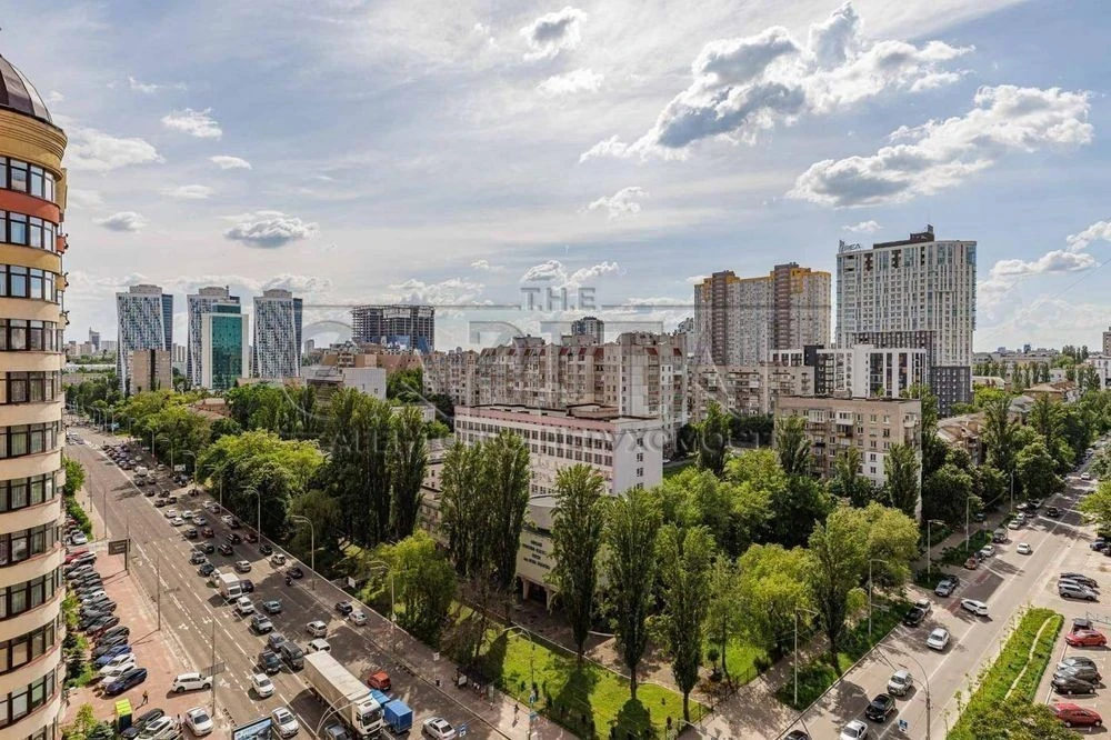 Аренда квартиры, ул. Черновола, Лукьяновка