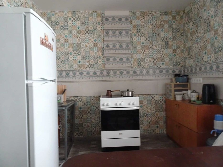 Хвилевого, 1-к отличная раздельная квартира, метро Дарницкий