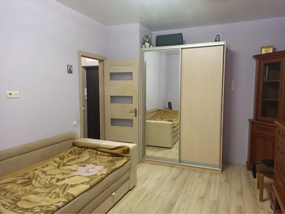 Оренда довгосрокова Квартира 1-кім. Район-1