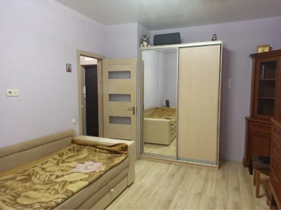 Оренда довгосрокова Квартира 1-кім. Район-1