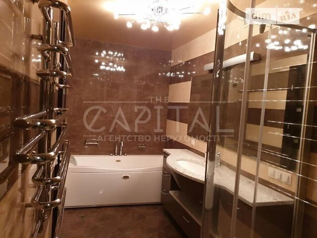 Довготривала оренда 4к квартири на вул. Раїси Окіпної 10А •