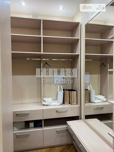 Довготривала оренда 2к квартири на вул. Старонаводницька 6Б