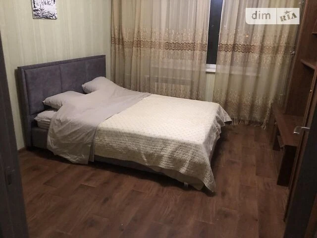 Довготривала оренда 2к квартири на вул. Ревуцького 19/1 • ID
