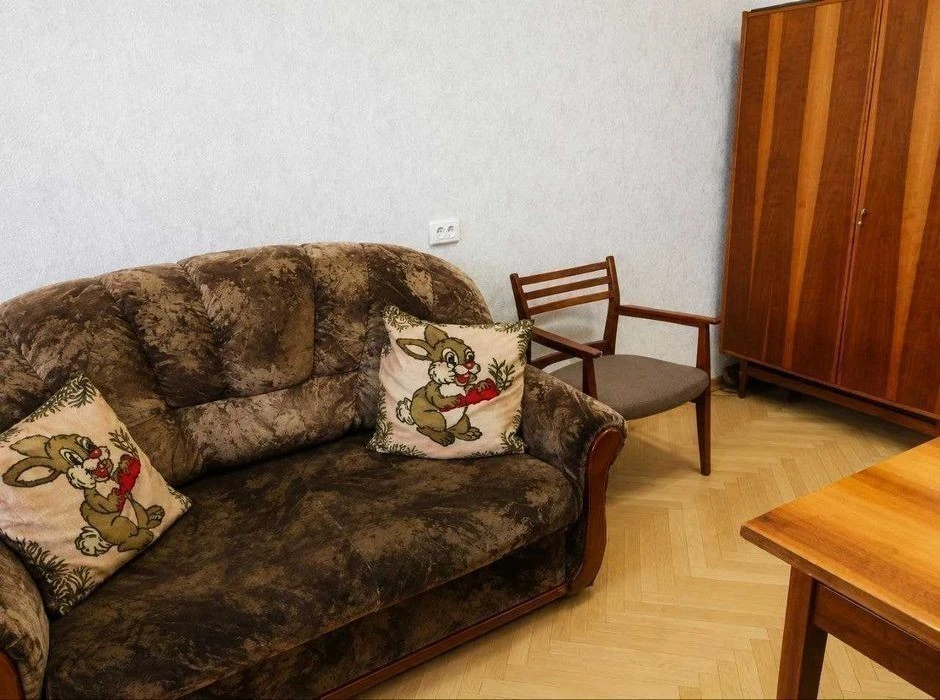 Оренда 2к квартири на Андрія Малишка 3, Метро Дарниця 5 хвил