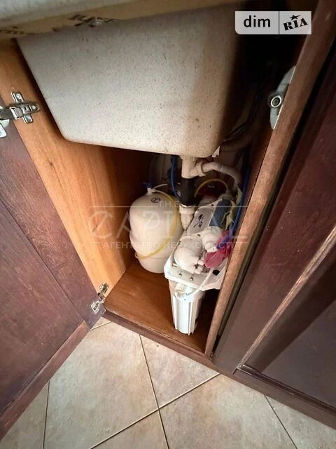 Довготривала оренда 4к квартири на просп. Володимира Івасюка
