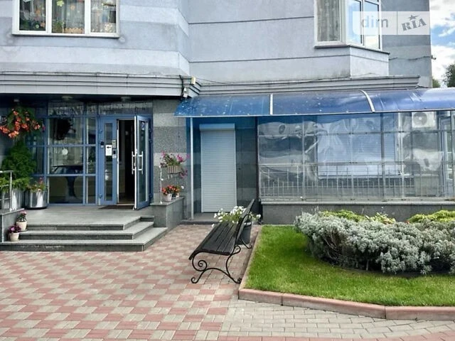 Довготривала оренда 1к квартири на вул. Миколи Ушакова 1Г •
