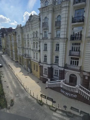 Воздвиженська 22