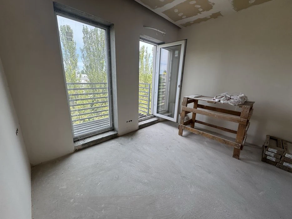 ЖК "Золотой столбы" | 36 м² | Балкон | 40% ремонта готово.