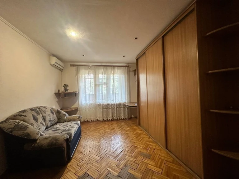 Аренда 1-комнатной квартиры 30 м², Ивана Микитенко ул.