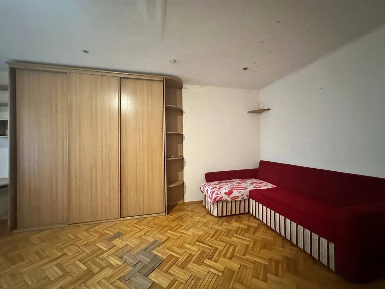 Аренда 1-комнатной квартиры 30 м², Ивана Микитенко ул.