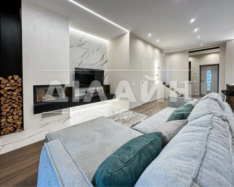 Brand new VIP townhouse in Aleksandrovsky microdistrict