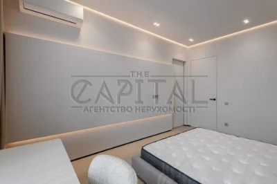 Оренда дизайнерської 2-кімнатної квартири в ЖК TRIIINITY | П