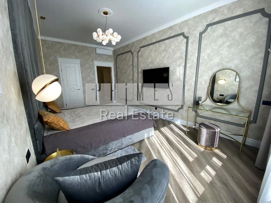 Оренда 2к (116 м2) квартири в Києві по вул. Василя Тютюнника
