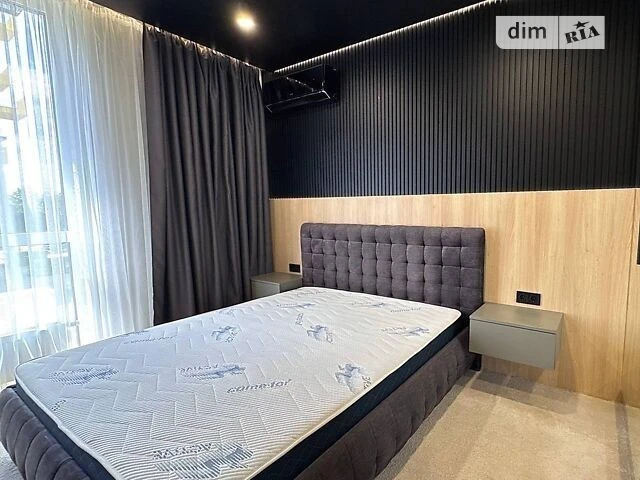 Довготривала оренда 1к квартири на вул. Салютна 2 • ID 34077