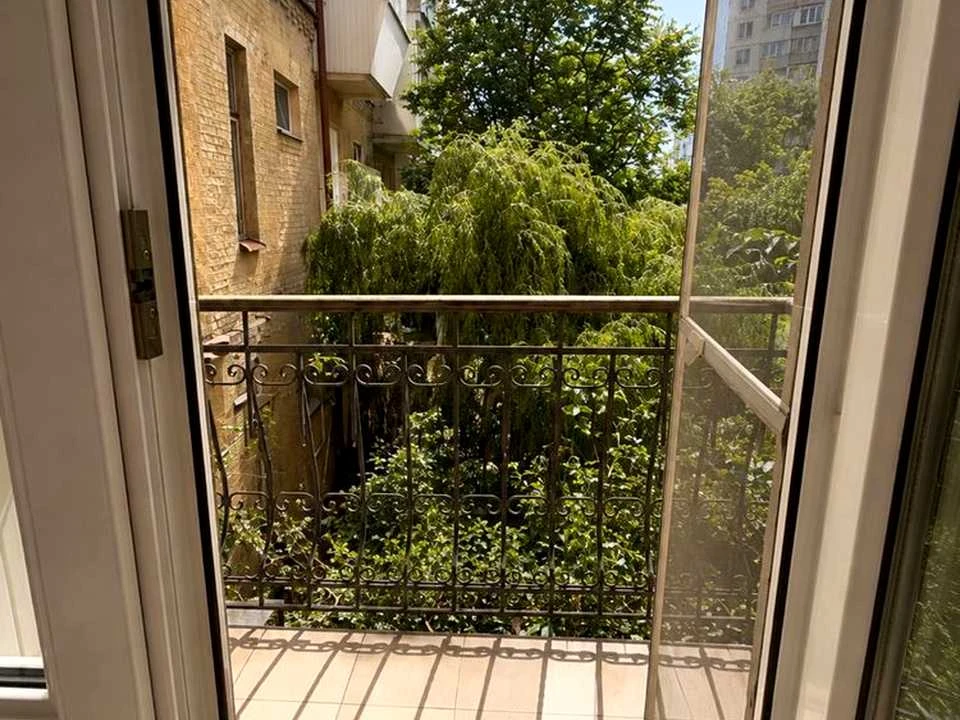 Квартира. Київ, Тарасівська вул.