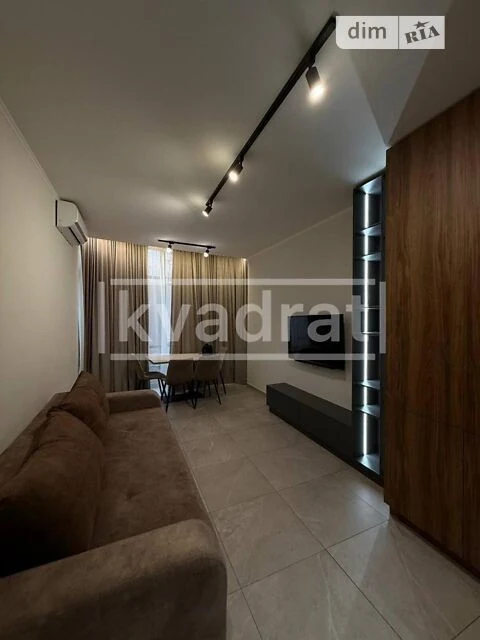 Довготривала оренда 1к квартири на вул. Мирна 2/1 • ID 33706