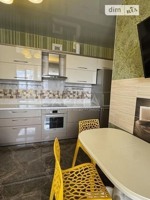 Довготривала оренда 1к квартири на вул. Зарічна 1В • ID 3443