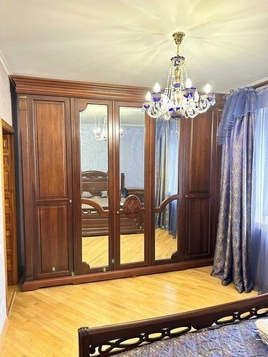 Оренда просторої 3-кімнатної квартири, 90 м² - вул. Вишняків