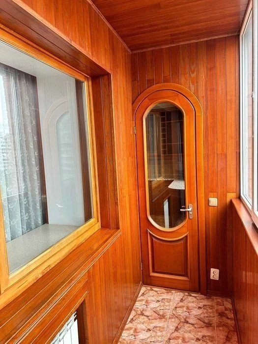 Оренда просторої 3-кімнатної квартири, 90 м² - вул. Вишняків