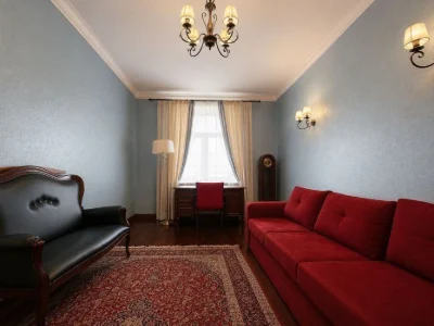 Оренда 4 поверх 3 кімнатна В. Васильківська, 71