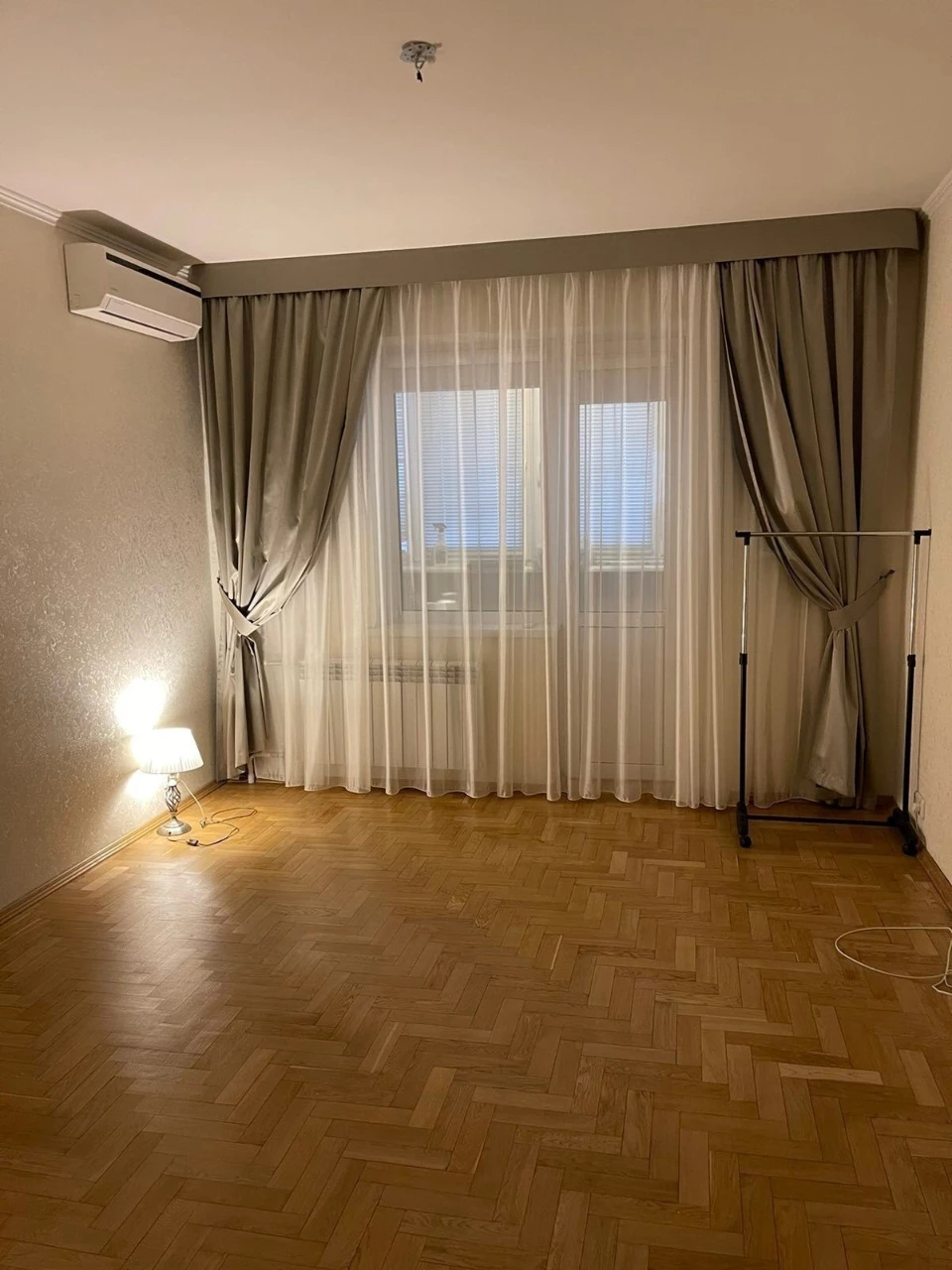 Аренда 3-комнатной квартиры 70 м², Николая Закревского ул.,