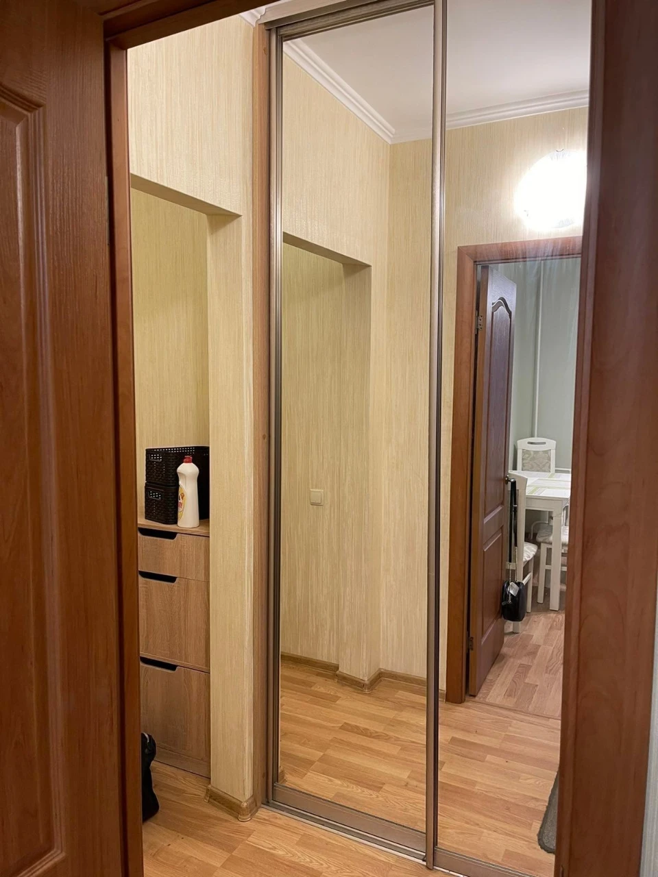 Аренда 3-комнатной квартиры 70 м², Николая Закревского ул.,