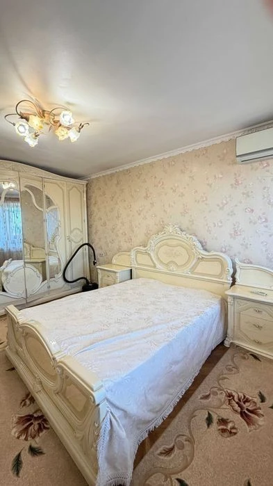 Шептицького 22-В, простора роздільна 2к, м Лівобережна 10хв