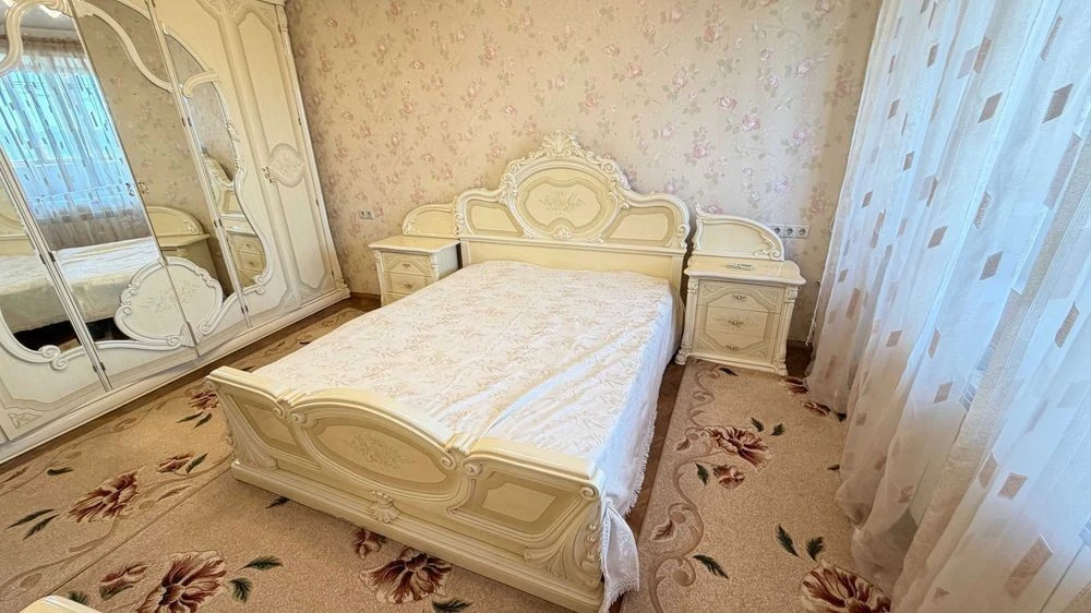 Шептицького 22-В, простора роздільна 2к, м Лівобережна 10хв