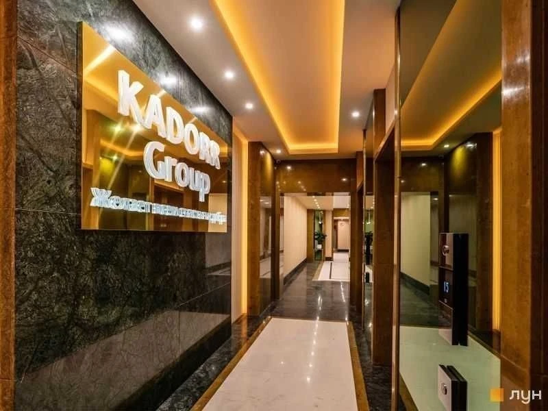 2 к квартира з розкішною Терасою у центрі Києва. Кадор/ Без