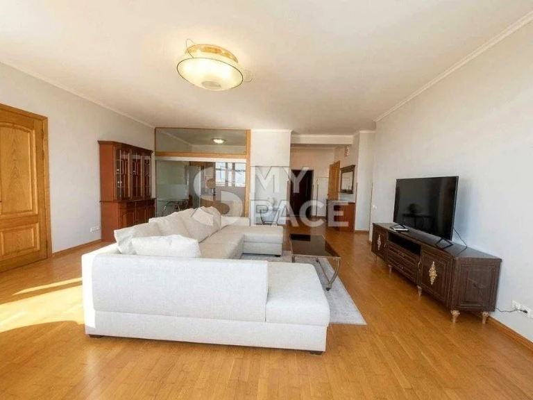 Оренда 3к квартири 150м вул. Кловський узвіз 5 Центр Печерсь