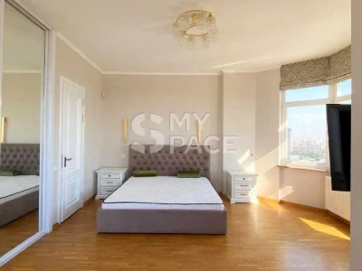Оренда 3к квартири 150м вул. Кловський узвіз 5 Центр Печерсь
