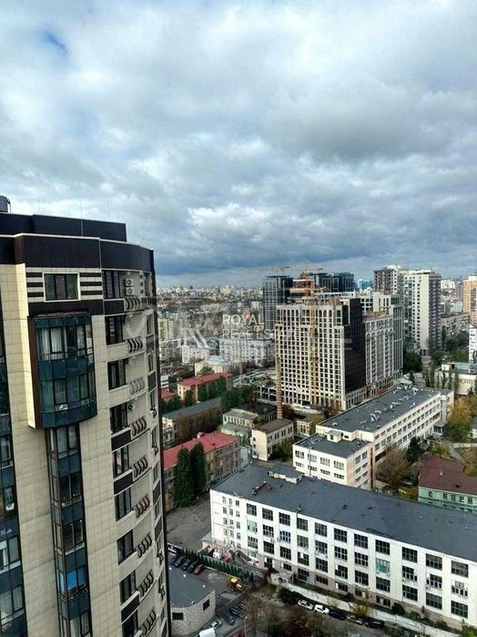 Оренда квартири Київ Печерськ вул. Василя Тютюнника Палац Ук