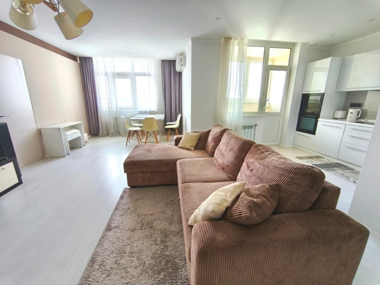 Аренда 2-комнатной квартиры 86 м², Краснопольская ул., 2Г