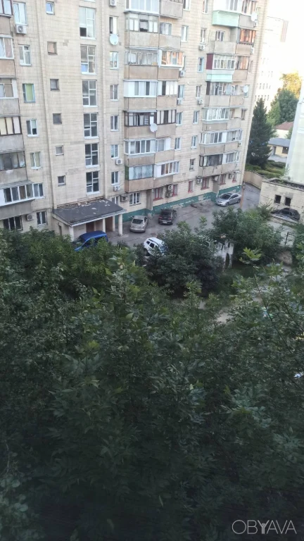 1к метро Лукянівська пешком, ул. Платона Майбороди