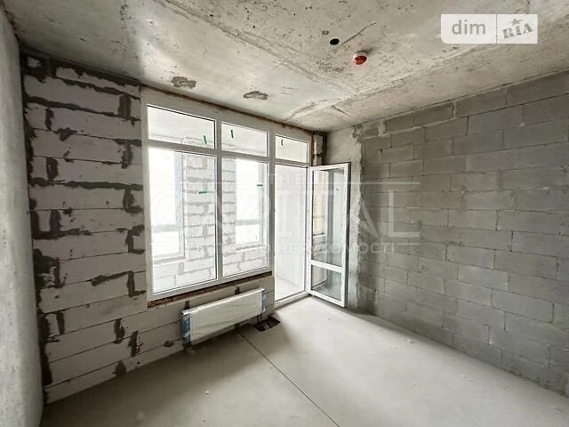 Sale of 3-room apartment 106 sq. m on Naddnipryanske shosse 2A street