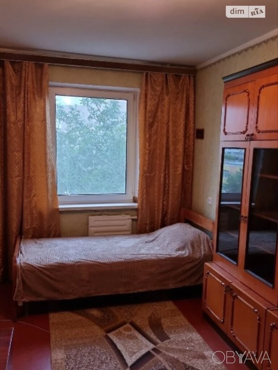 Оболонський район, вул. Прирічна 17
