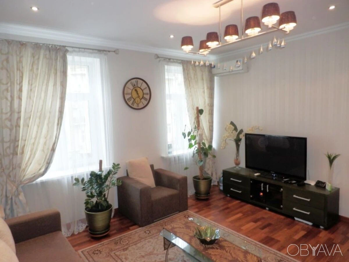 Оренда 2 кімн квартири, вул. Антоновича (Горького), 25