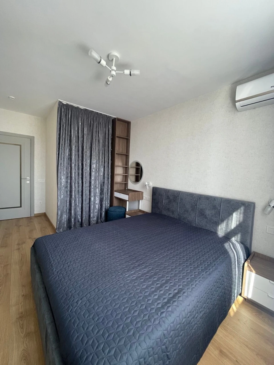 Аренда 2-комнатной квартиры 70 м², Александра Олеся ул., 7